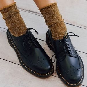 DR MARTENS 3989 Yellow Stitch Smooth Leather Brogue Shoes | halageorgia.com
